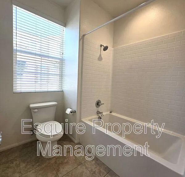 433 Castiano St — Photo 23