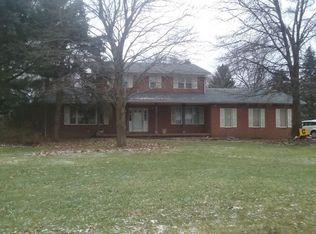 445 Hallandale Dr, Akron, OH 44333