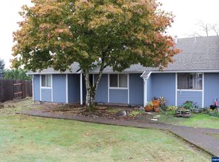 350 NE Evergreen Ct APT 1, Dallas, OR