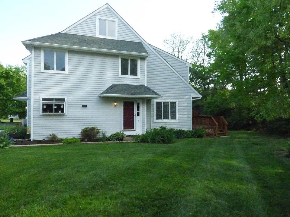 1st image of 133 W Thomas Ct