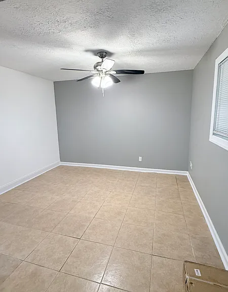 1447 Shiloh Way NW — Photo 10