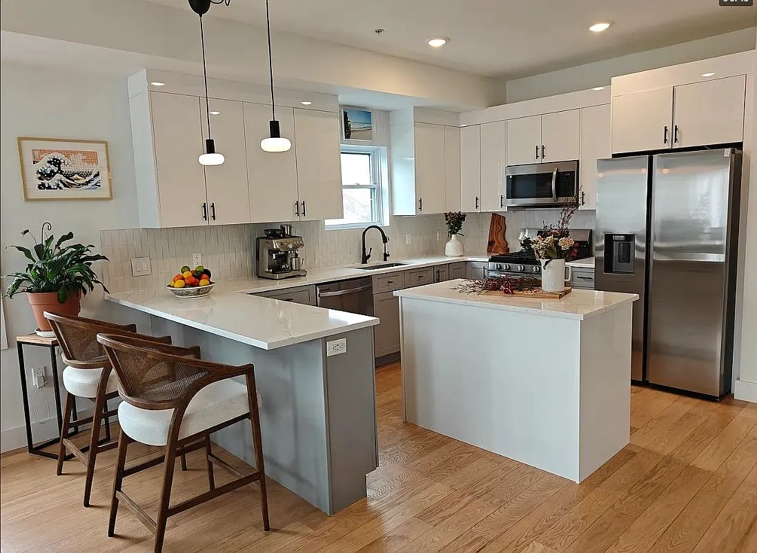 3 bed, 2.5 bath, $3,795 — Photo 1