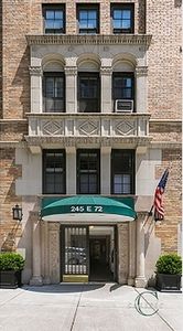 245 E 72nd St APT 12C, New York, NY, 10021