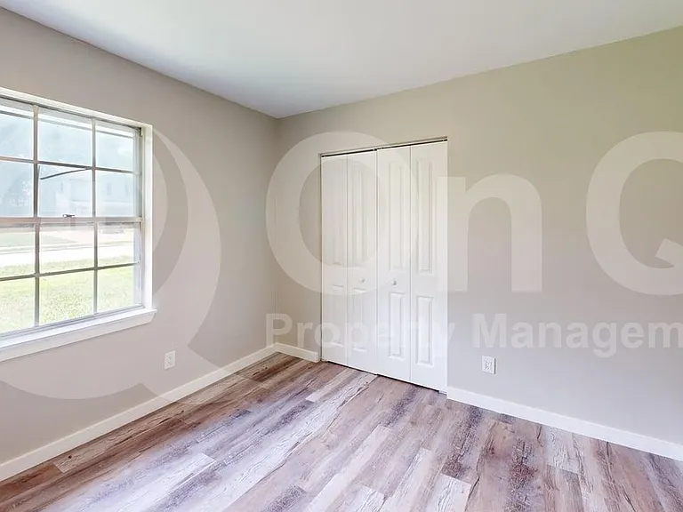 4320 Live Oak Dr — Photo 12