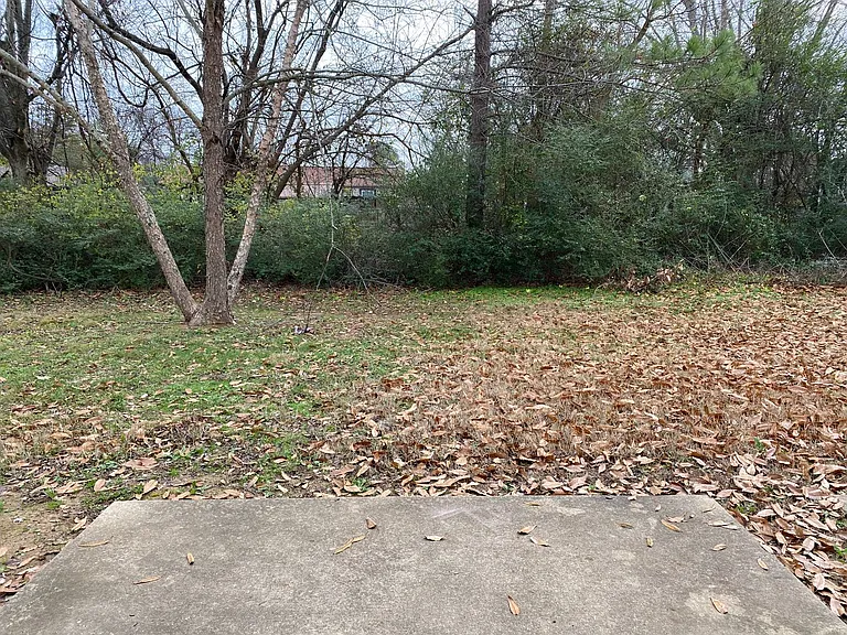 803 Golf View Pl — Photo 19
