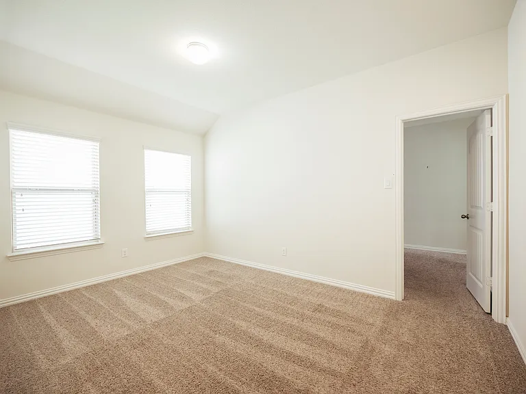 816 Blackhawk Dr — Photo 16