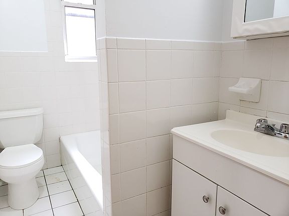 4th image of 517 W 111th St #1H