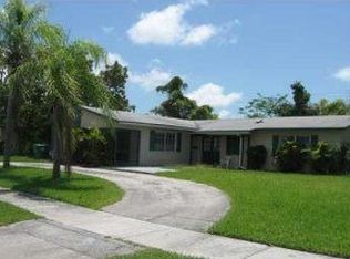 9760 Bel Aire Dr, Cutler Bay, FL 33157