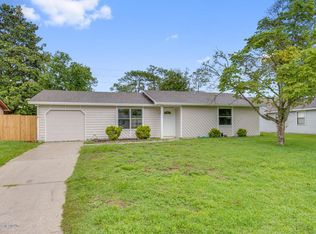 1816 Shannon Lake Dr, Middleburg, FL 32068