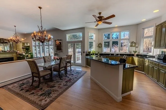 133 Salem St — Photo 10