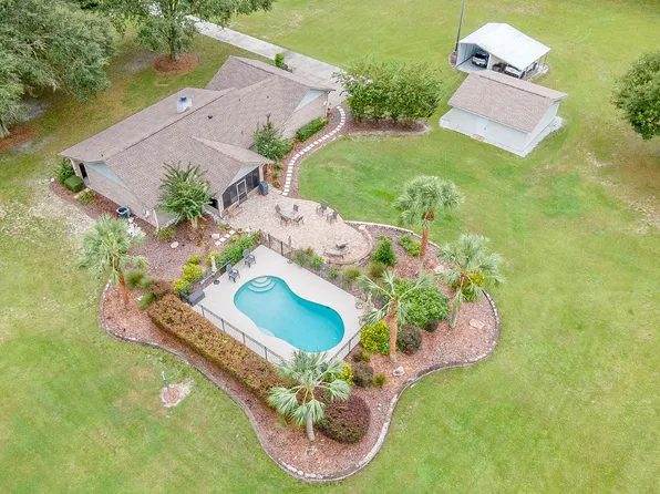 131 SE Leslie Wood Ln, Lulu, FL 32061