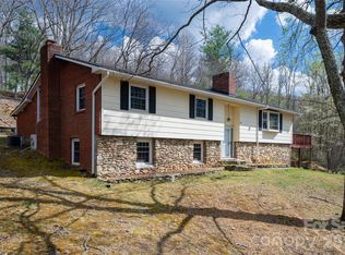 233 Church Rd, Fairview, NC 28730