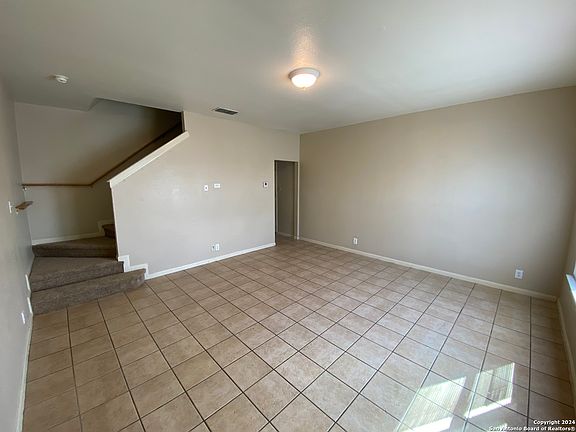 2nd image of 13042-13044 O'Connor Cove