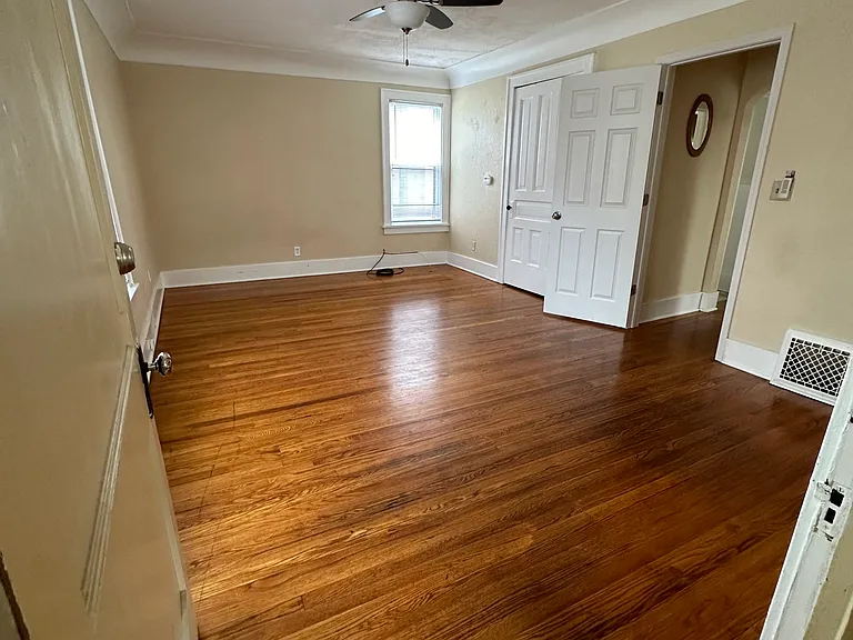 829 Miller Ave #1 — Photo 6