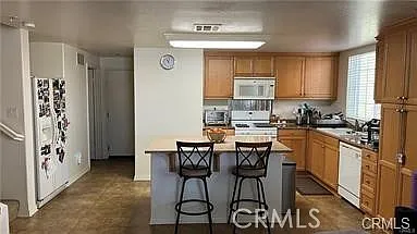 3 bed, 2.5 bath, 1519 sqft, $3,599 — Photo 3