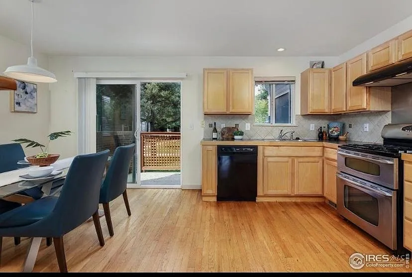 4885 Kings Ridge Blvd — Photo 3