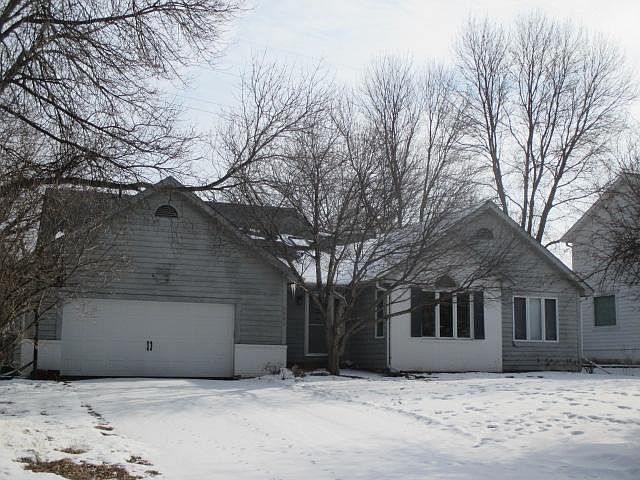 2nd image of 6601 Limerick Dr