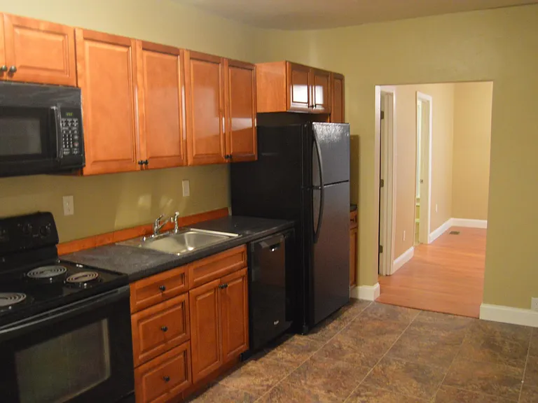 15 Hillside Pl — Photo 2