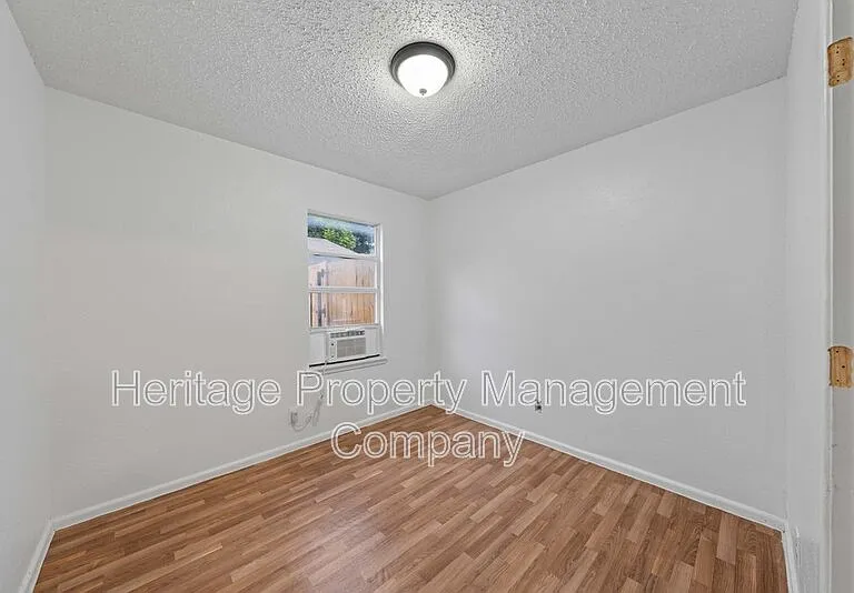 511 Pecan Valley Dr — Photo 13