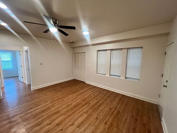 2nd image of 8246 S Racine Ave #2D