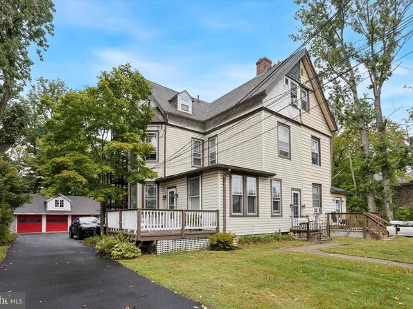 220 S Scott Ave, Glenolden, PA 19036