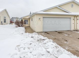 2026 50th St S, Fargo, ND 58103