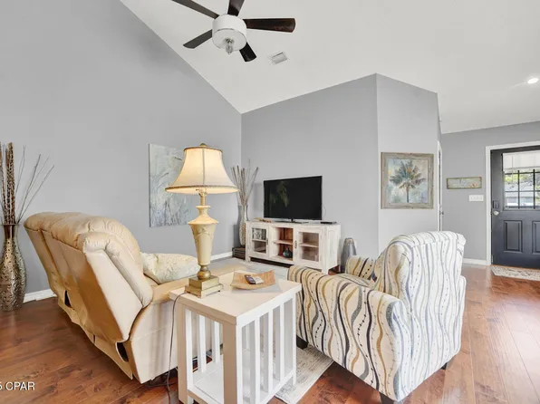 231 Via Largo #39-B, Pt Washington, FL 32459