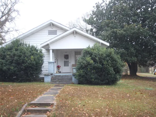 607 W Oak St, Nashville, AR 71852