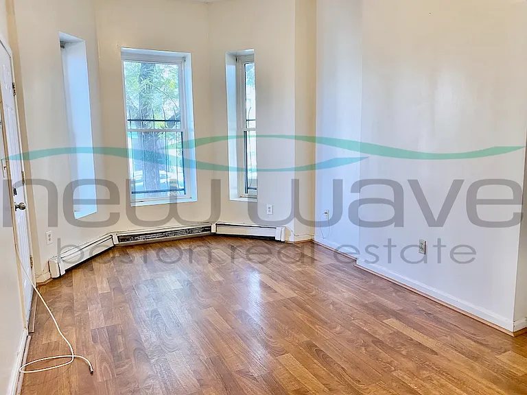 96 Hammond St #3 — Photo 14