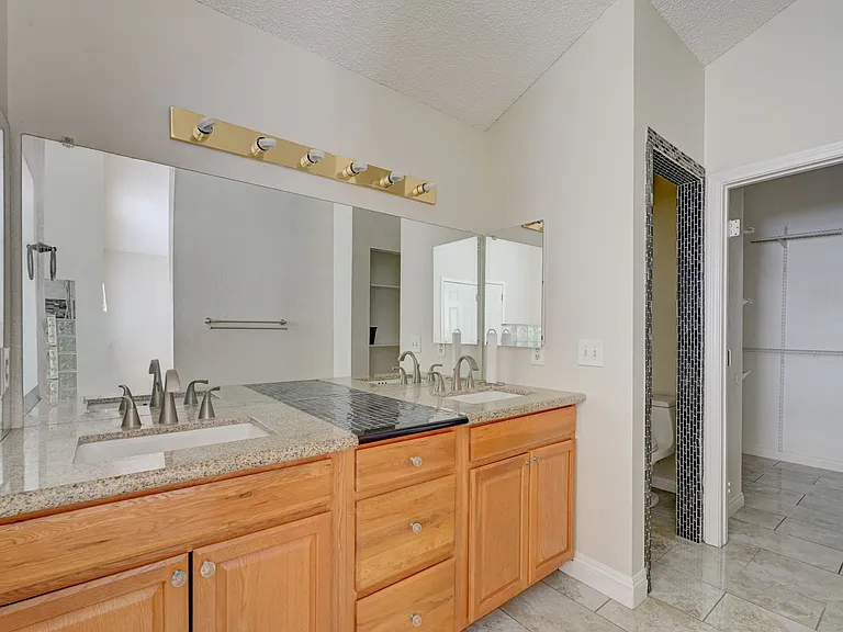 2616 Camphor Tree St — Photo 47