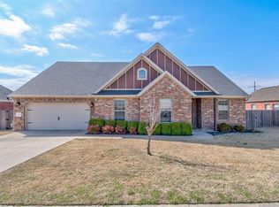 2511 Churchill Dr, Bartlesville, OK 74006