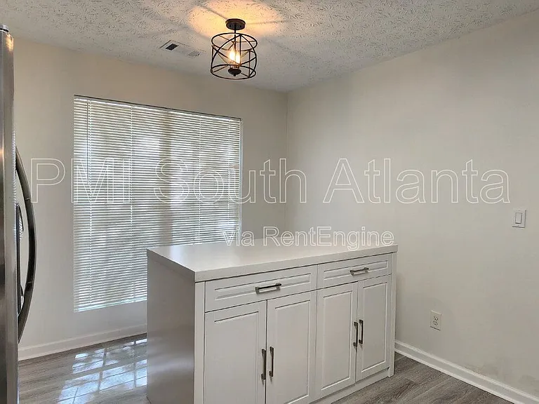3021 Waldrop Cir — Photo 6