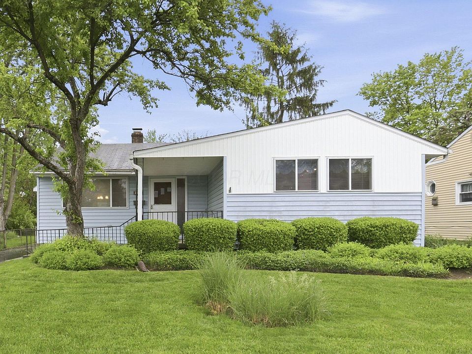 1st image of 3323 Roswell Dr