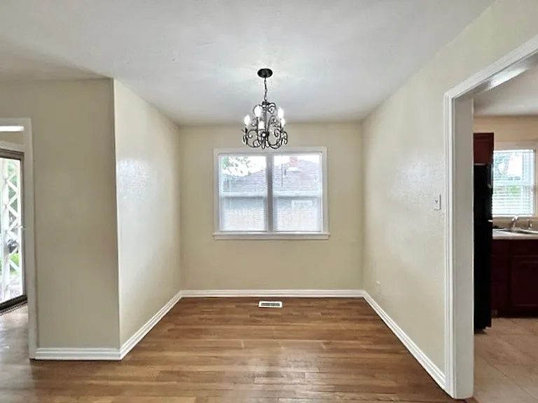 920 E Cucharras St — Photo 5