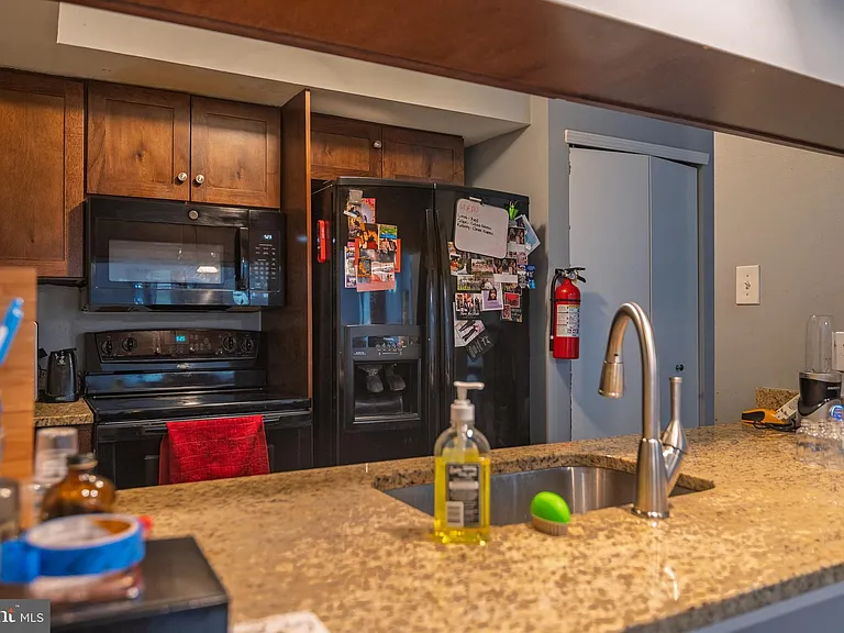 421 Park Place Dr — Photo 5