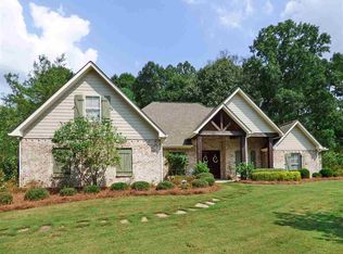 136 Cowan Cv, Brandon, MS 39047