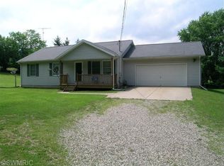 63580 Lakeshore Rd, Sturgis, MI 49091
