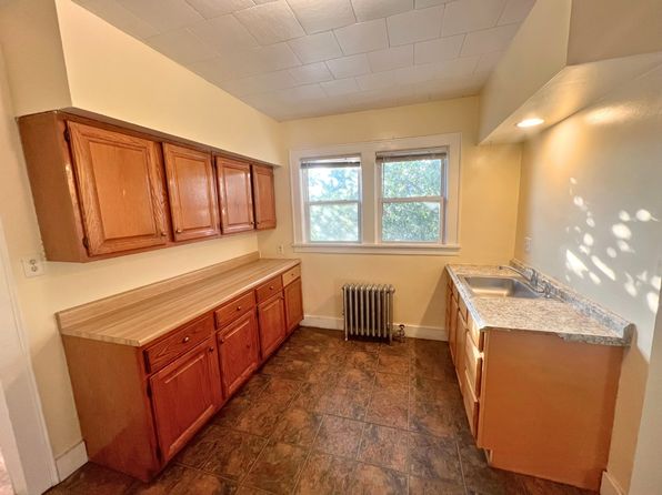 638 Paulison Ave APT 1