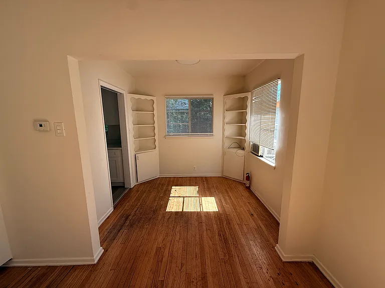 97 N Craig Ave #2 — Photo 3