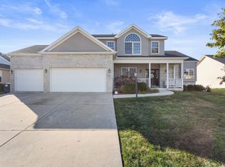 407 W Walnut St, Tolono, IL 61880