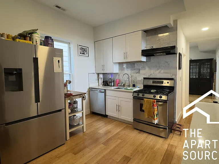 1735 N Fairfield Ave #2 — Photo 7