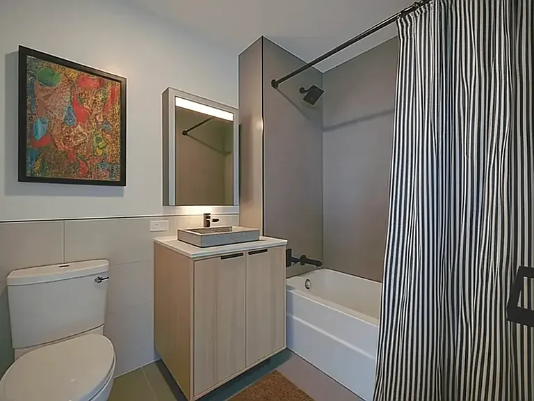 2455 3rd Ave #20F — Photo 9