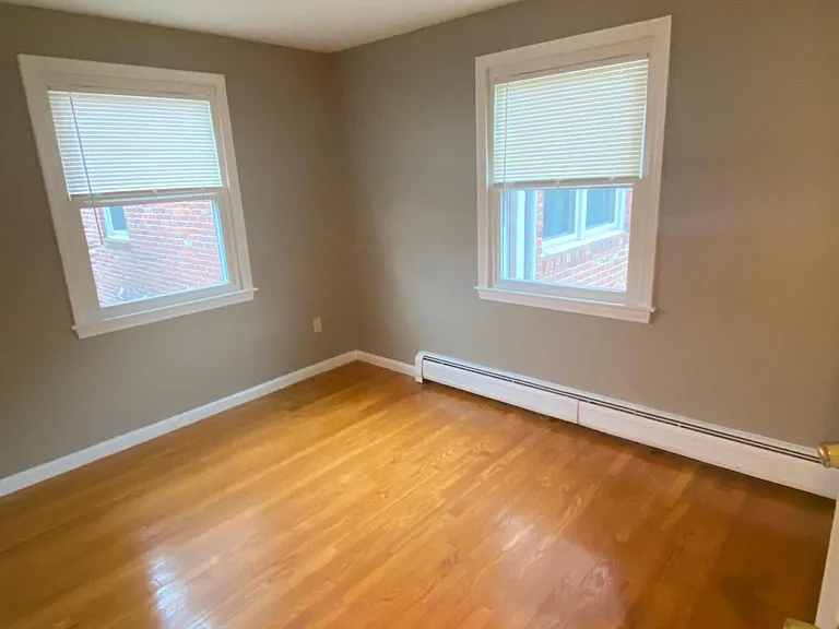 174 Tyngsboro Rd — Photo 6