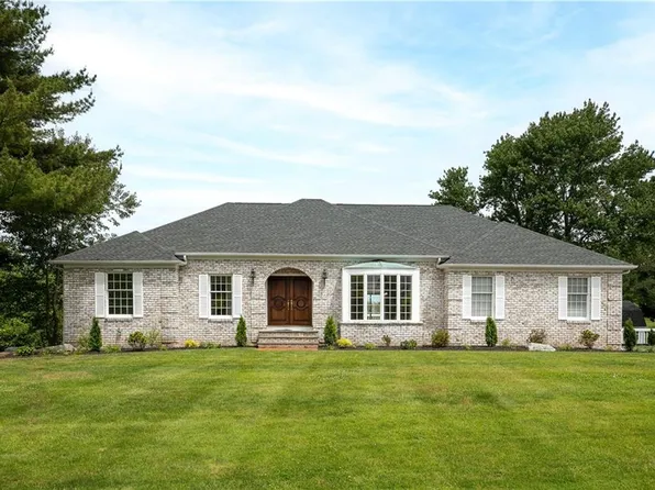 185 Randall Ave, Warwick, RI 02889