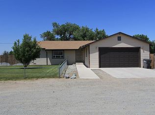 2 Pinehurst Ct, Yerington, NV 89447