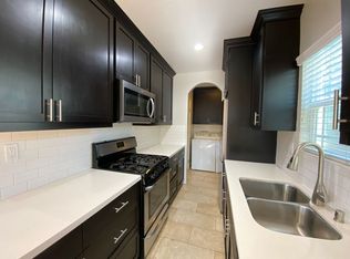 One Bedroom Bungalow In Boutique Community! Air Conditioning! Full Size Washer/Dryer! Enclosed Fr..., San Diego, CA 92102