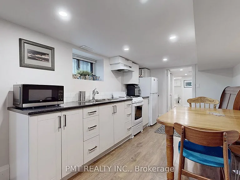 232 Laughton Ave #BASEMENT — Photo 4