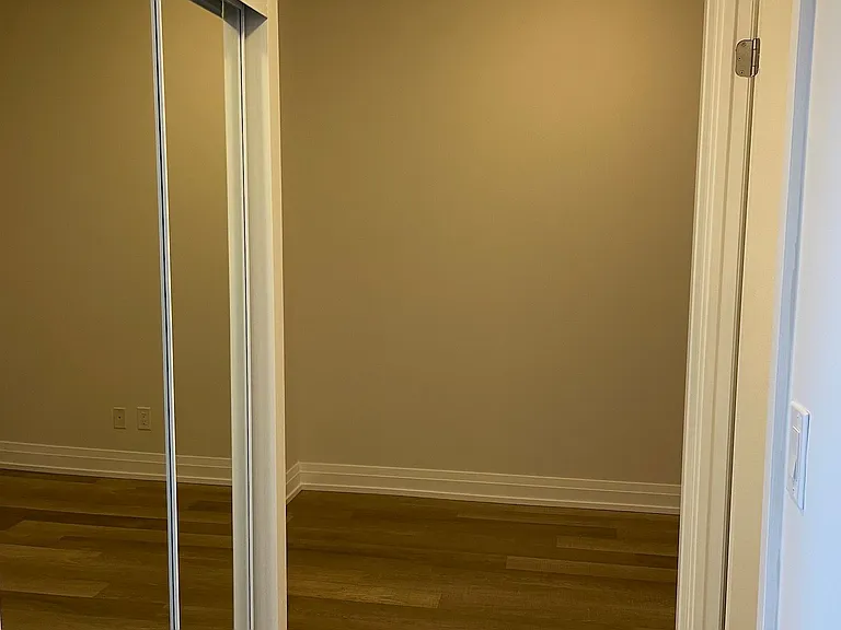 7167 Yonge St #508 — Photo 6