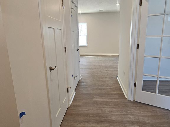 4th image of 8628 Paisley Dr