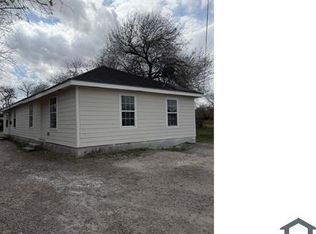 913 W Point Rd #1, Corpus Christi, TX 78416